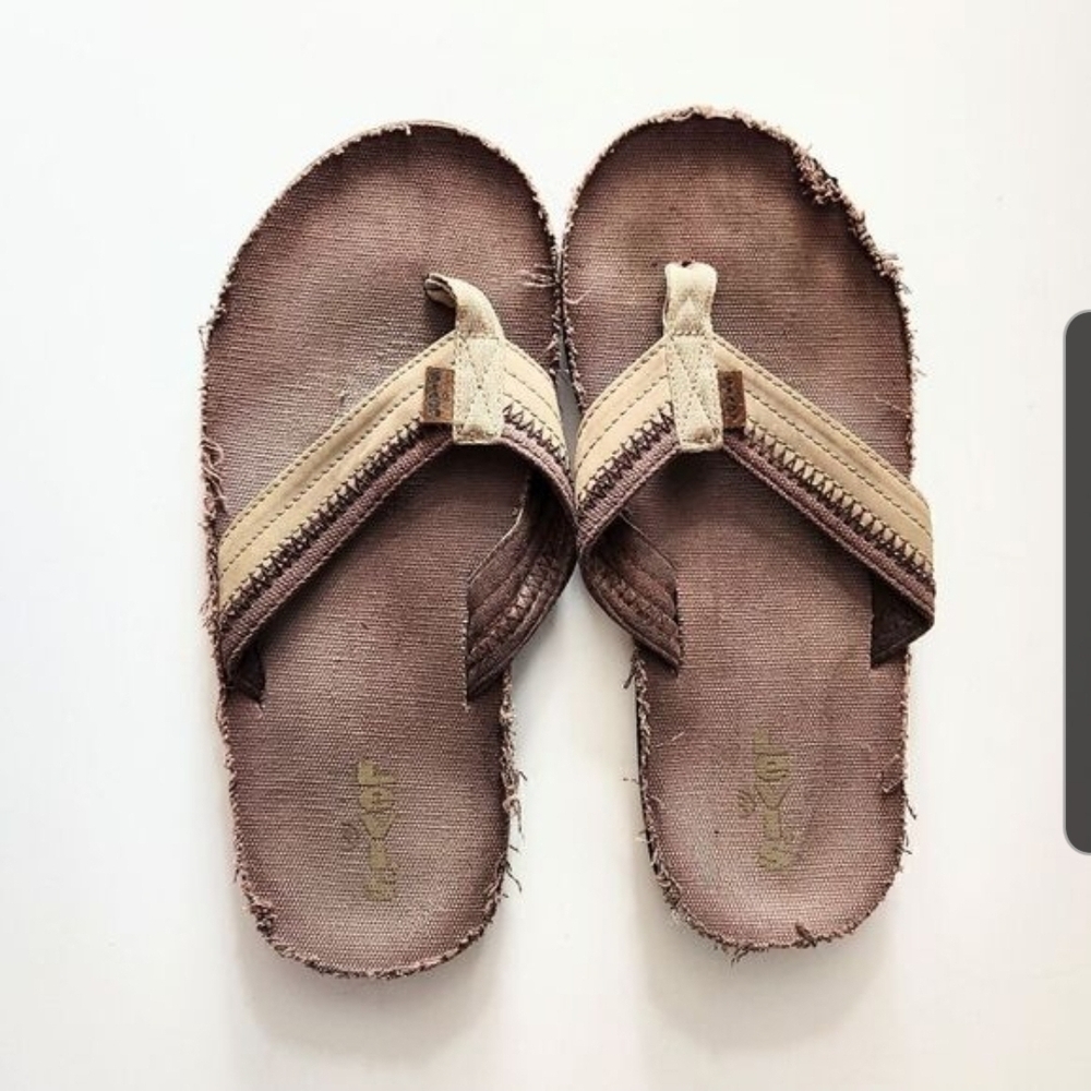 Levi's Faded Brown Distressed Canvas Flip Flops Men's Size 9